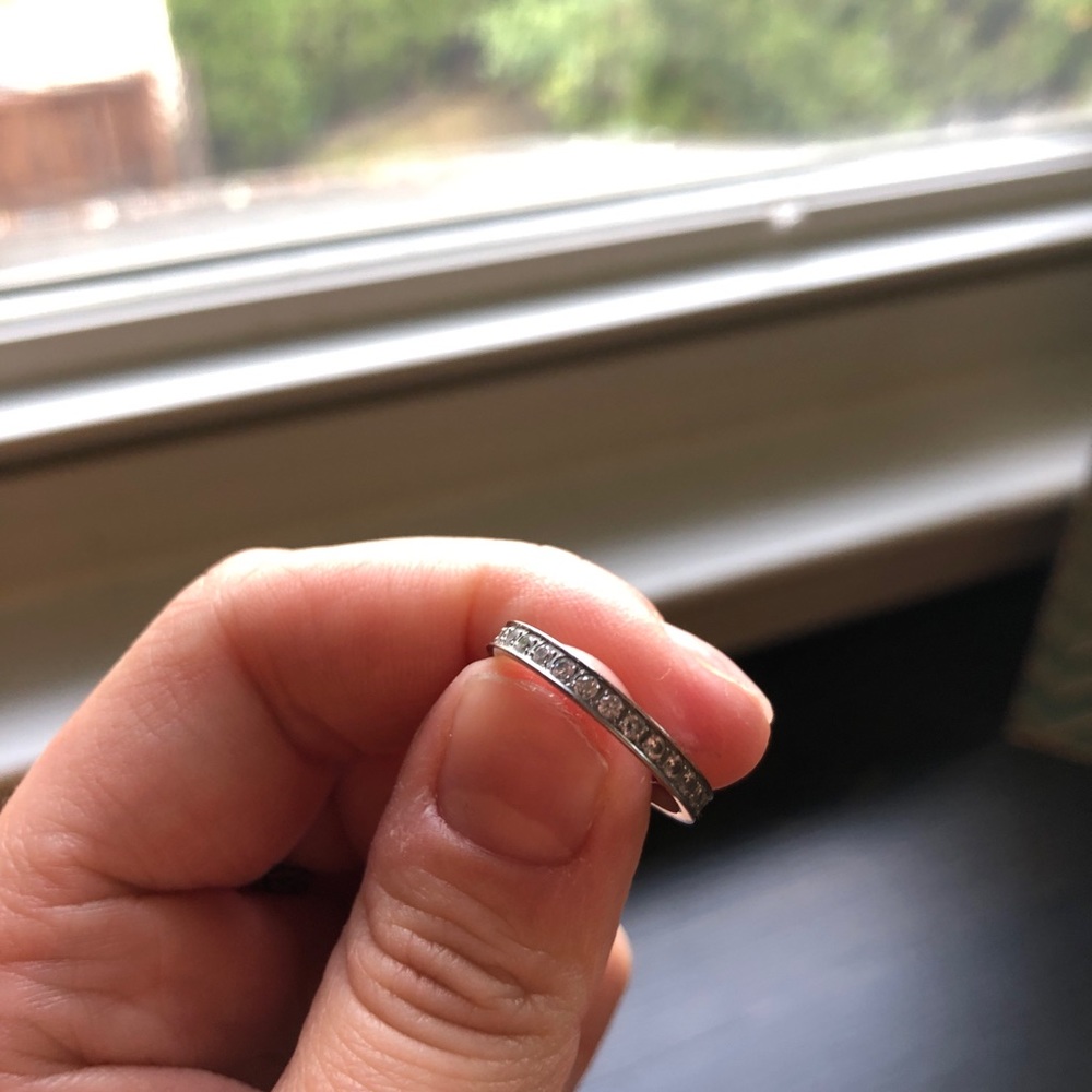 Diamond infinity band